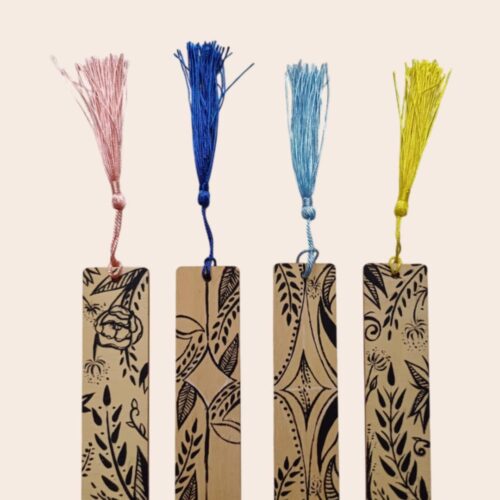 Les 4 Ornements sur Bois
